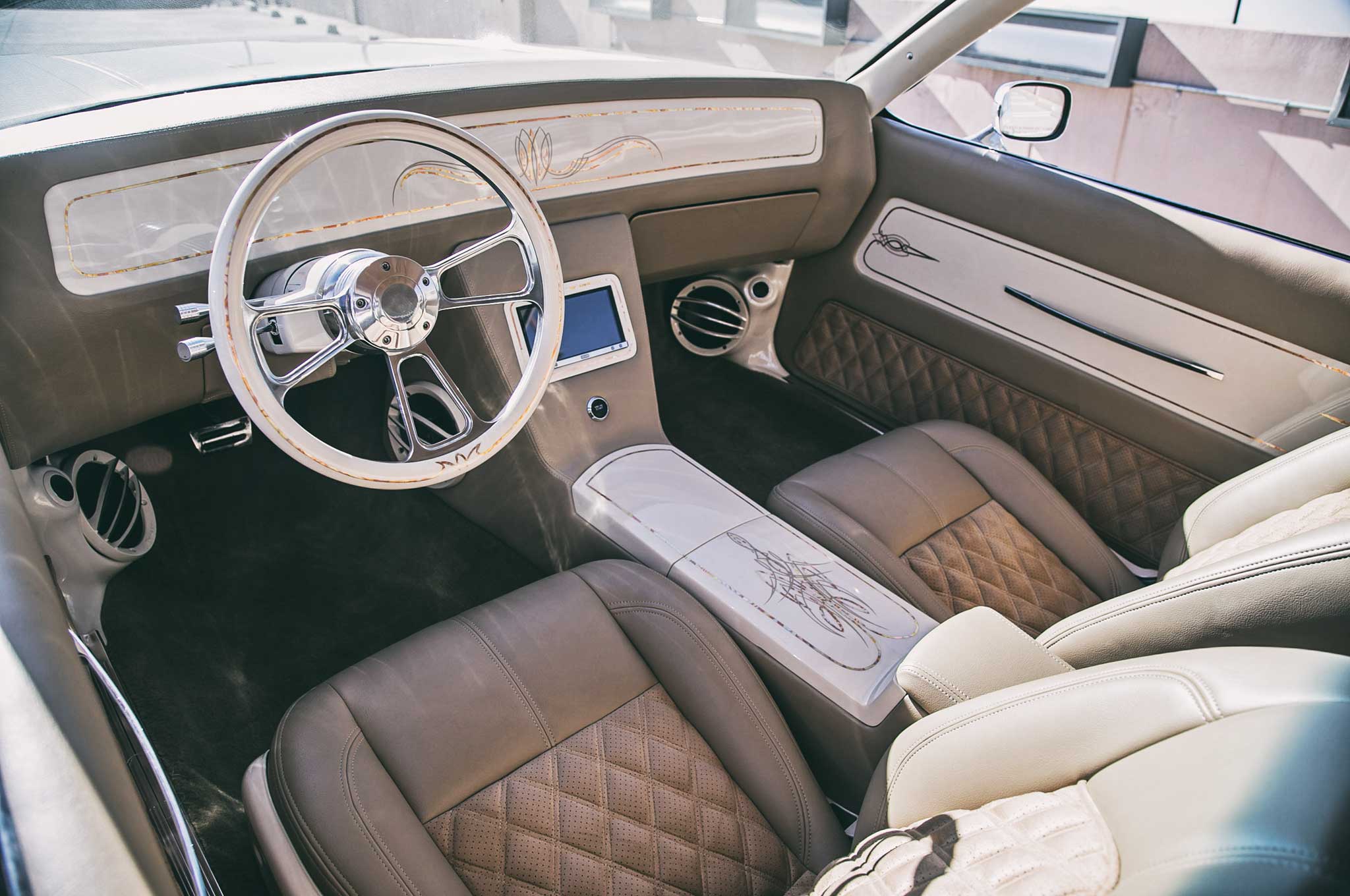 72 Olds Cutlass Supreme Tan